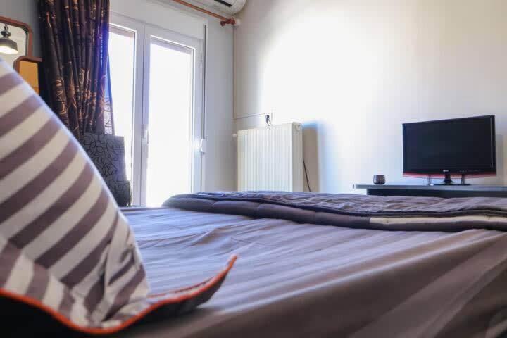 Topfloor Central Apt With Urban Views,3' To Metro Athen Eksteriør bilde