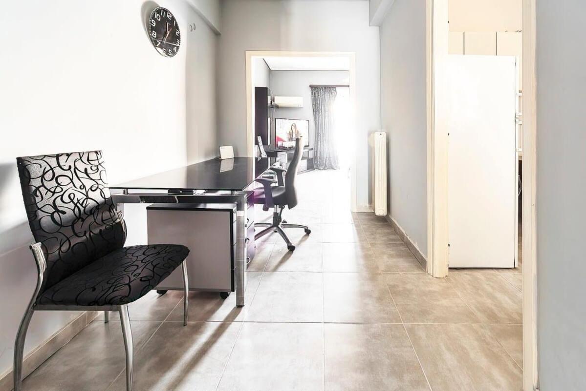 Topfloor Central Apt With Urban Views,3' To Metro Athen Eksteriør bilde
